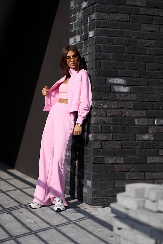 Women’s Viera sports suit in black pink